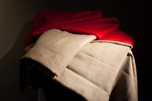 Presence of an Absence, installation, Sophie Ernst & Taha Mehmood, 2011 Dutch flag from the “Gravesteen” juridical faculty, Leiden, 1930’s (loan Christiaan Vogelaar, Amsterdam)
