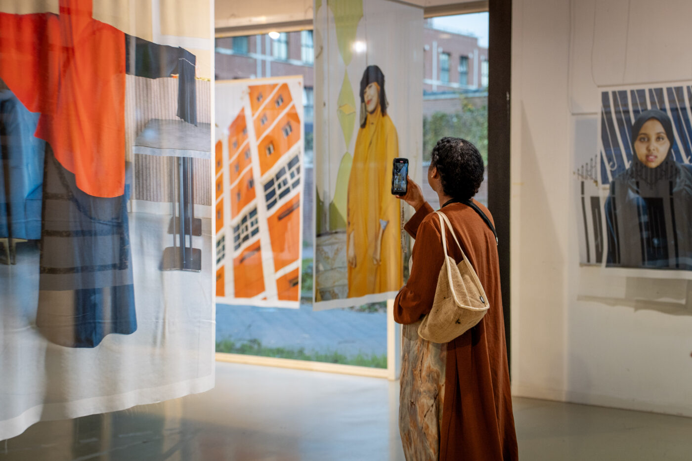 Opening van de tentoonstelling The Anarchist Citizenship: People Made of Stories (2024) bij Framer Framed, Amsterdam. © Farouk Ebaiss @TheMomentory / Framer Framed.