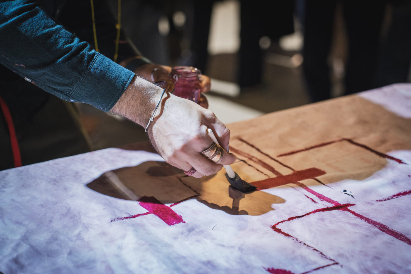 Opening van de tentoonstelling The Anarchist Citizenship: People Made of Stories (2024) bij Framer Framed, Amsterdam. © Farouk Ebaiss @TheMomentory / Framer Framed.