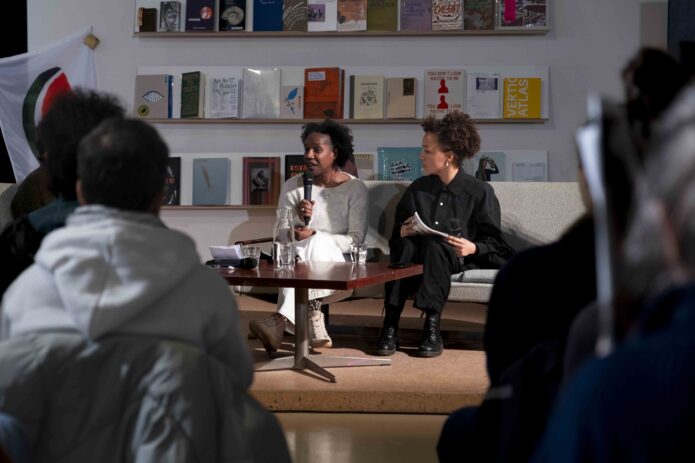 Inward Outward - Revisiting Witnessing & the Archive: een gesprek ...