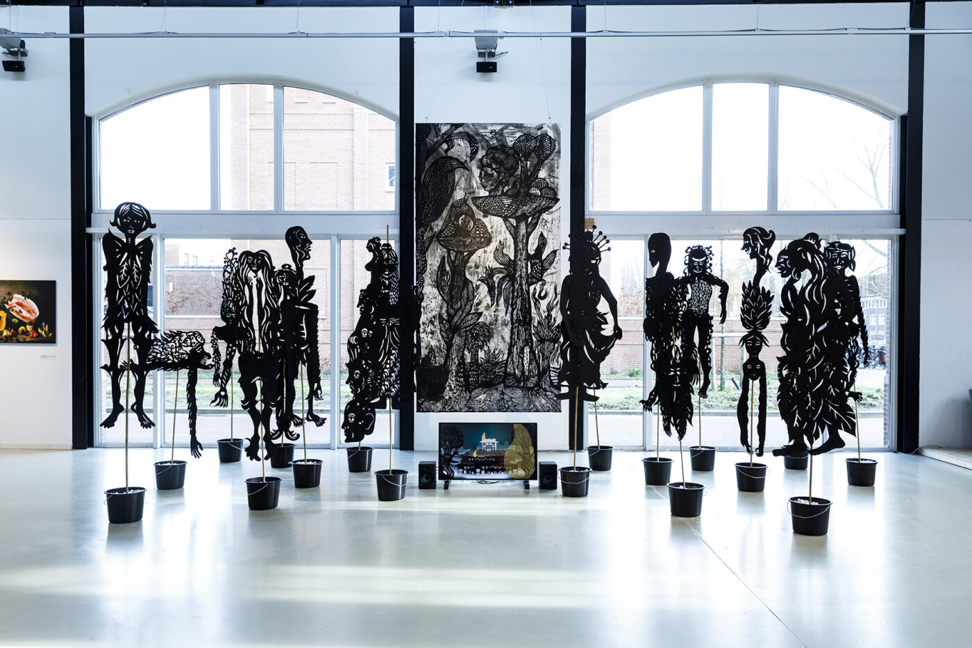 Samuel Indratma, Putri Penunggu Pohon (2018) China ink on canvas, 300 x 145 cm. Photo: © Eva Broekema / Framer Framed